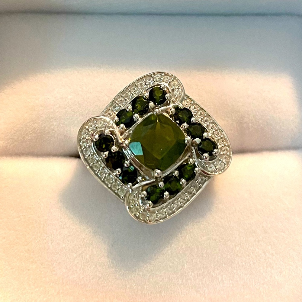2.09 ct Green Tourmaline Ring